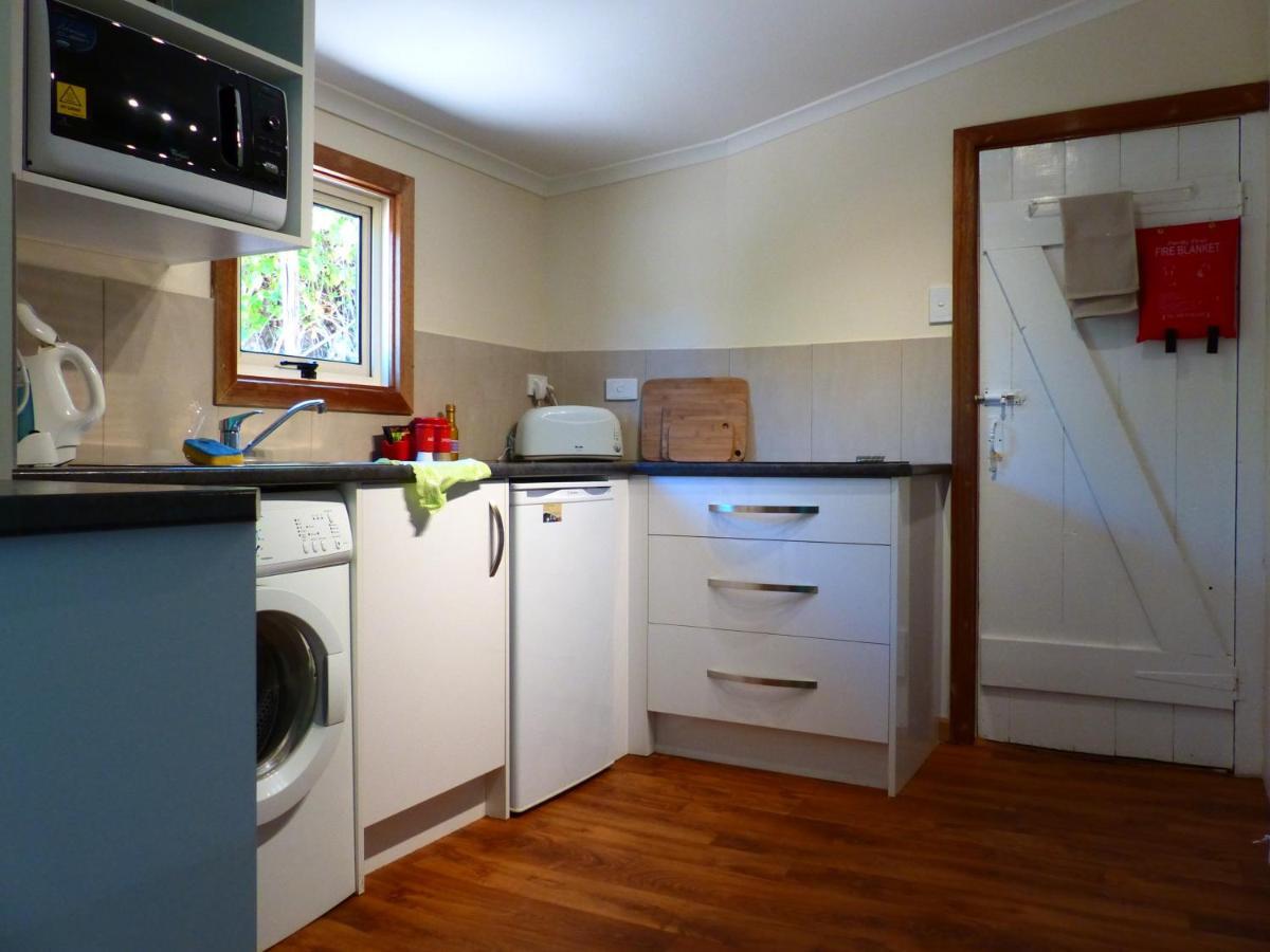 Andy'S Accommodation Peterborough ภายนอก รูปภาพ